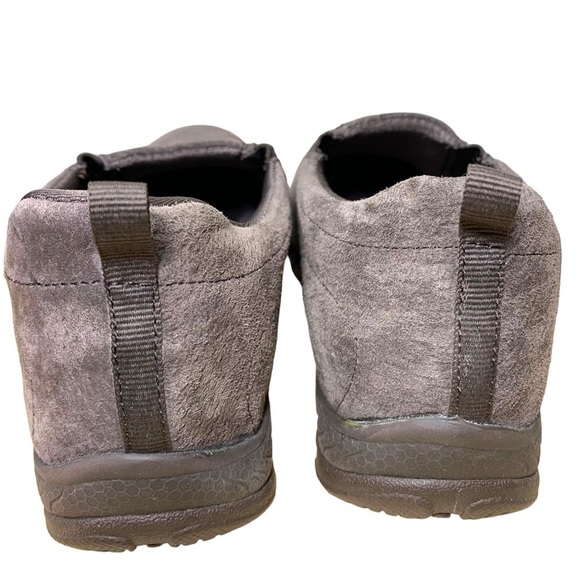 SKECHERS outdoor active brown slip on shoes suede comfort memory foam walking 7 - Picture 3 of 14